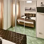 Vue 50m De La アパート マントン